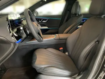 MERCEDES-BENZ E 400 e 4M Limo  EXCLUSIVE MEMO HUD PANO SHZ