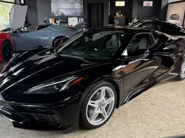 CORVETTE C8 Coupé Targa  2LT  UNFALLFREI