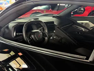 CORVETTE C8 Coupé Targa  2LT  UNFALLFREI