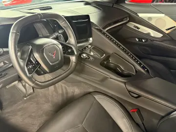 CORVETTE C8 Coupé Targa  2LT  UNFALLFREI