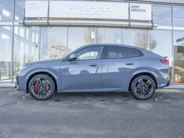 BMW X2 xDrive20d M-Sport Pro 19Z PANO AHK DrA  LEDER