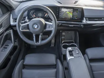BMW X2 xDrive20d M-Sport Pro 19Z PANO AHK DrA  LEDER