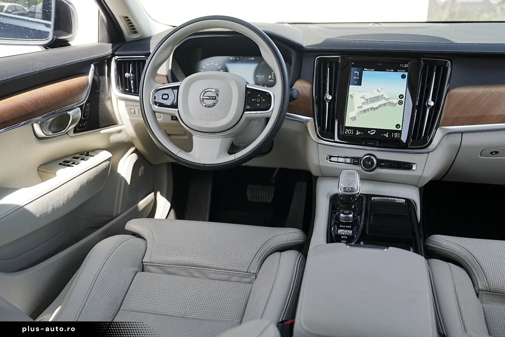 Volvo S90 T8 Recharge AWD Geartronic Inscription