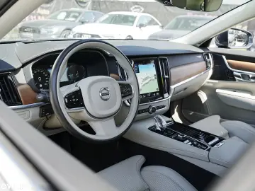 Volvo S90 T8 Recharge AWD Geartronic Inscription
