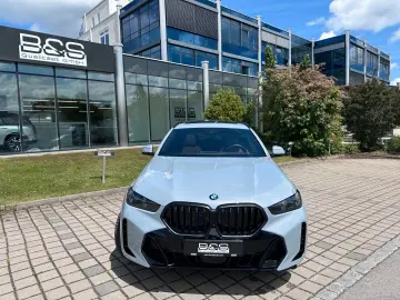 BMW X6 30 d xDrive M Sport ACC HUD PANO H&K LUFT AHK