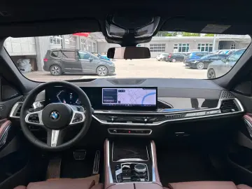 BMW X6 30 d xDrive M Sport ACC HUD PANO H&K LUFT AHK
