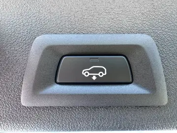BMW X6 30 d xDrive M Sport ACC HUD PANO H&K LUFT AHK
