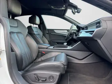 AUDI A7 Sportback 45 TFSIe S-LINE LED