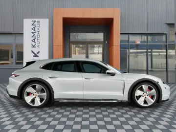 Porsche Taycan Cross Turismo 4 S Performance 21  Alu