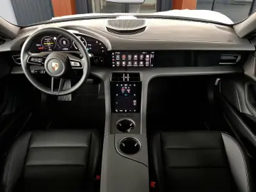 Porsche Taycan Cross Turismo 4 S Performance 21  Alu