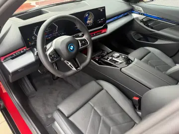 BMW 550e xDrive M Sport Pro