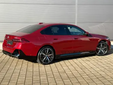BMW 550e xDrive M Sport Pro