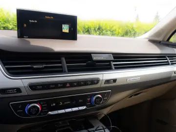 Audi Q7 3.0 TDI quattro 272 CP Air Susp ACC Camere 360