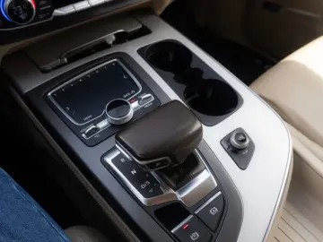 Audi Q7 3.0 TDI quattro 272 CP Air Susp ACC Camere 360