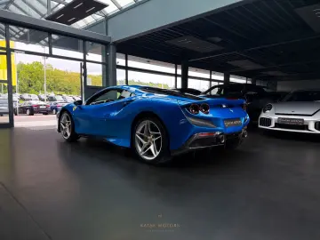 FERRARI F8 TRIBUTO CARBON RACESEAT LIFT TITAN FORGED