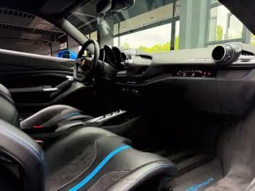 FERRARI F8 TRIBUTO CARBON RACESEAT LIFT TITAN FORGED