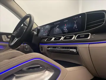 MERCEDES-BENZ GLE 400d 4MATIC kupé AMG Line Night