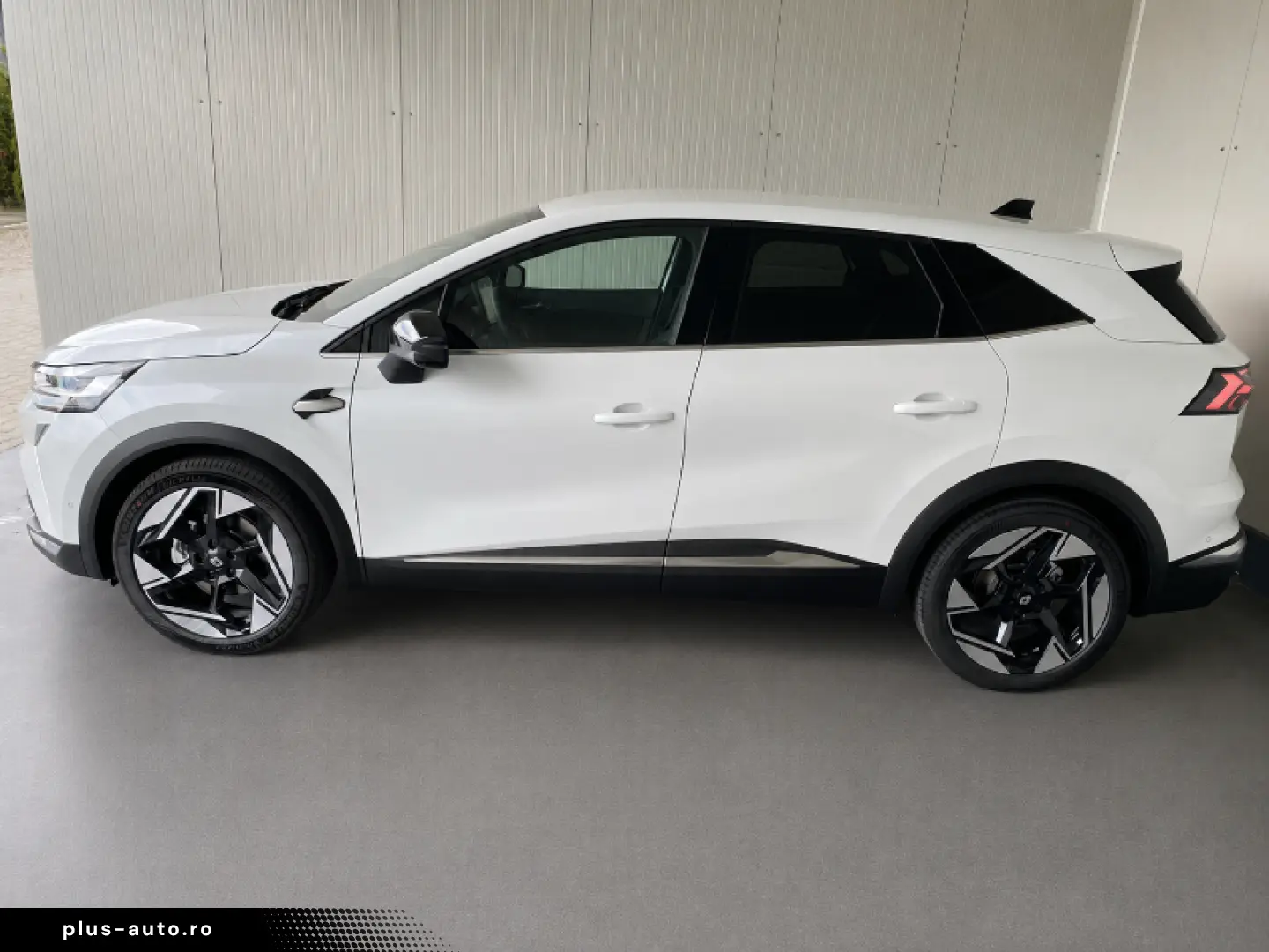 RENAULT SYMBIOZ iconic E-Tech full hybrid 160