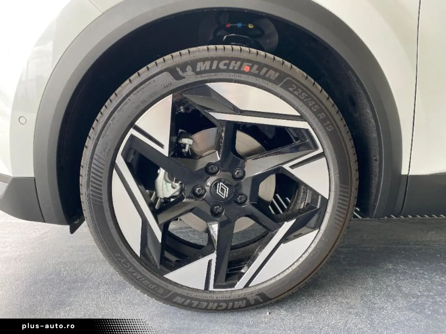 RENAULT SYMBIOZ iconic E-Tech full hybrid 160