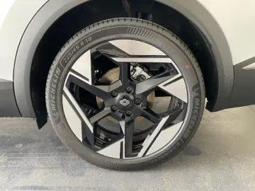 RENAULT SYMBIOZ iconic E-Tech full hybrid 160