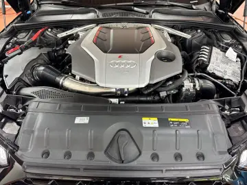 AUDI RS4 Avant competition plus 360  Carbon HuD Pano