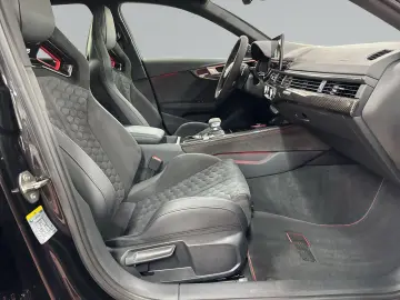 AUDI RS4 Avant competition plus 360  Carbon HuD Pano