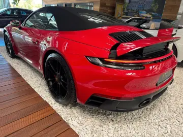 PORSCHE 911 Carrera GTS Cabrio 360  CHRONO MATRIX