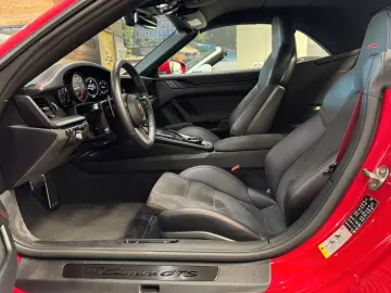 PORSCHE 911 Carrera GTS Cabrio 360  CHRONO MATRIX