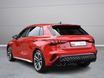 AUDI S3 Sportback 2.0 TFSI quattro Matrix Pano HUD