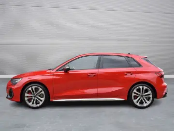 AUDI S3 Sportback 2.0 TFSI quattro Matrix Pano HUD