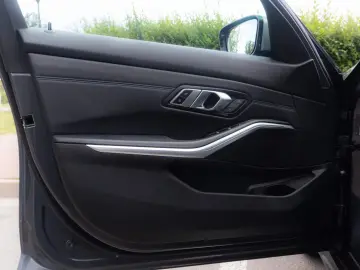 BMW M340 i xDrive_HUD_CarbonTrim_Laser