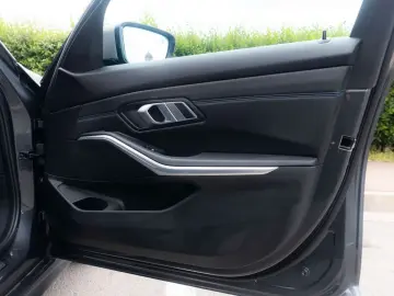 BMW M340 i xDrive_HUD_CarbonTrim_Laser