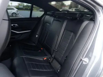 BMW M340 i xDrive_HUD_CarbonTrim_Laser