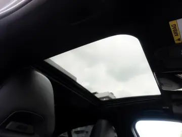 BMW M340 i xDrive_HUD_CarbonTrim_Laser