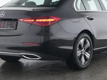 MERCEDES-BENZ C 180 AVANTGARDE ADVANCED BURMESTER TOTWINKEL