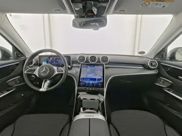 MERCEDES-BENZ C 180 AVANTGARDE ADVANCED BURMESTER TOTWINKEL