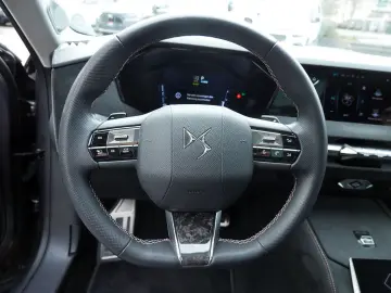 DS DS 4 E-TENSE 225 Performance Line   MATRIX-LED