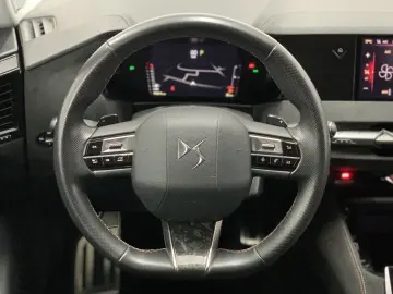 DS DS4 Performance Line  HUD ACC CAM NAV SHZ Apple