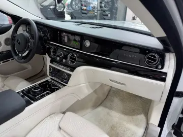 ROLLS ROYCE Ghost Top Panel HUD 360  Sternenhimmel