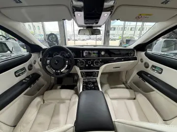ROLLS ROYCE Ghost Top Panel HUD 360  Sternenhimmel