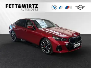 BMW 550e xDrive M Sport Pro AHK Pano 21 LMR