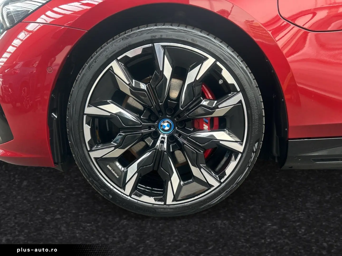 BMW 550e xDrive M Sport Pro AHK Pano 21 LMR