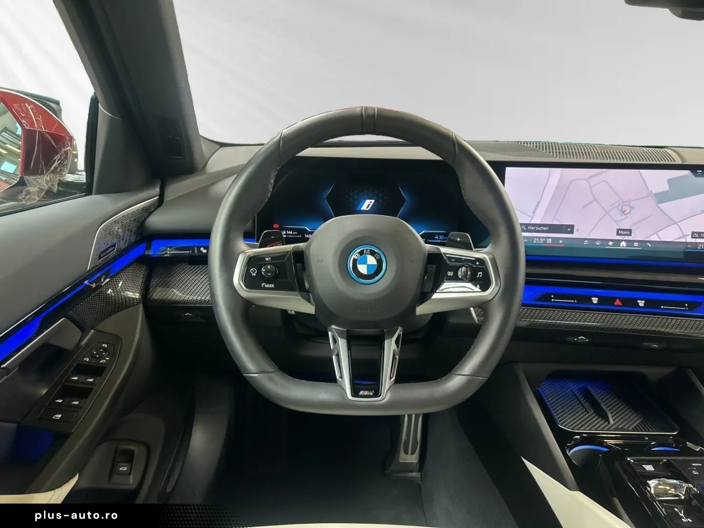 BMW 550e xDrive M Sport Pro AHK Pano 21 LMR