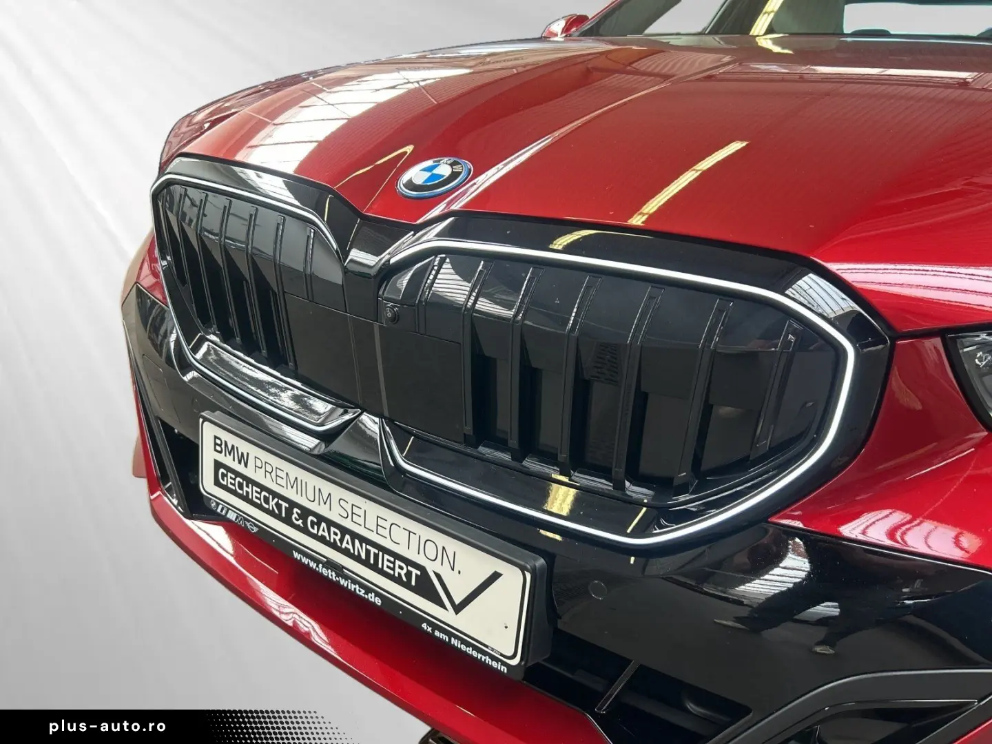 BMW 550e xDrive M Sport Pro AHK Pano 21 LMR