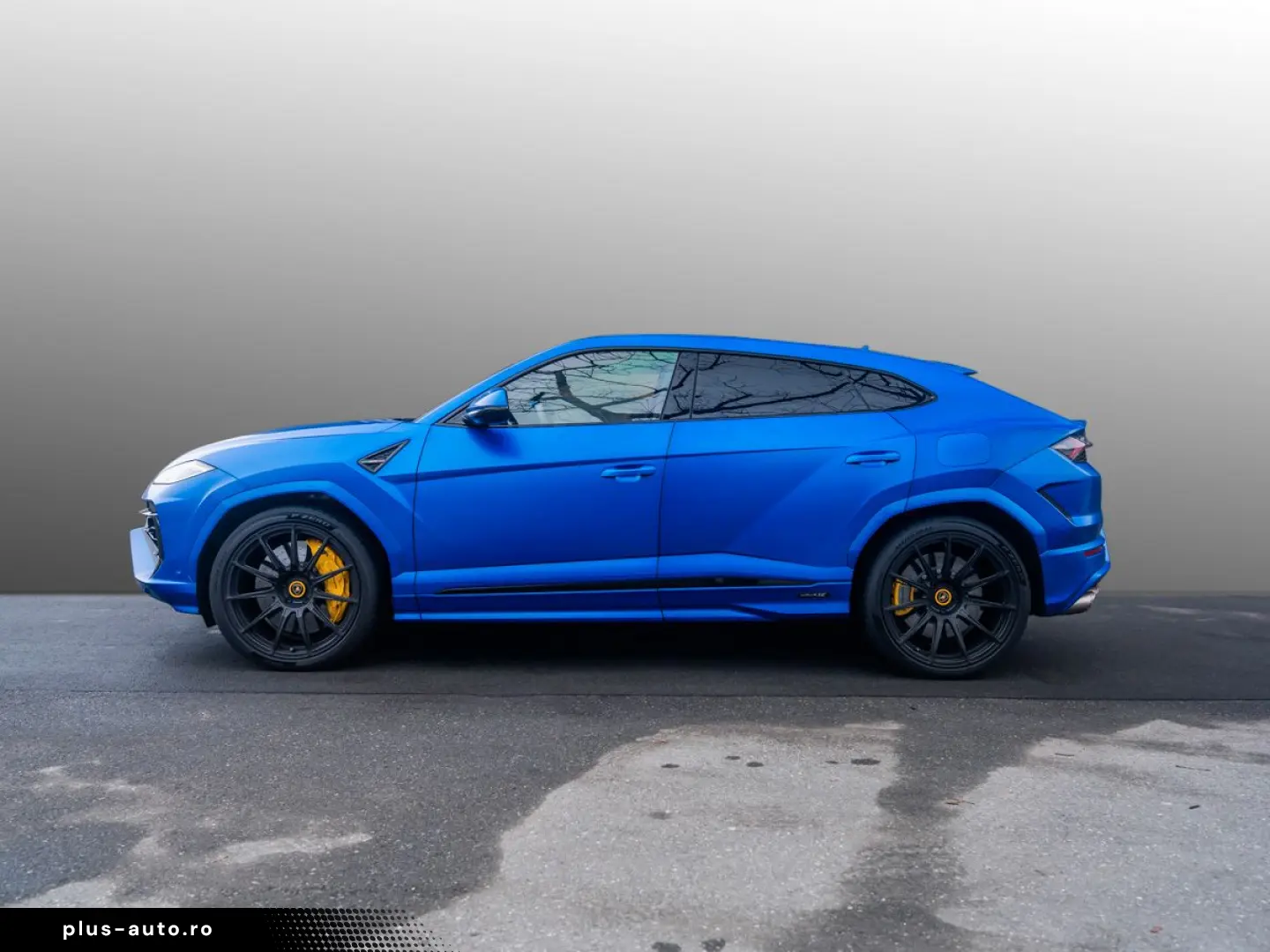 LAMBORGHINI Urus SE   AdPersonam Akra   Lamborghini Nürnberg