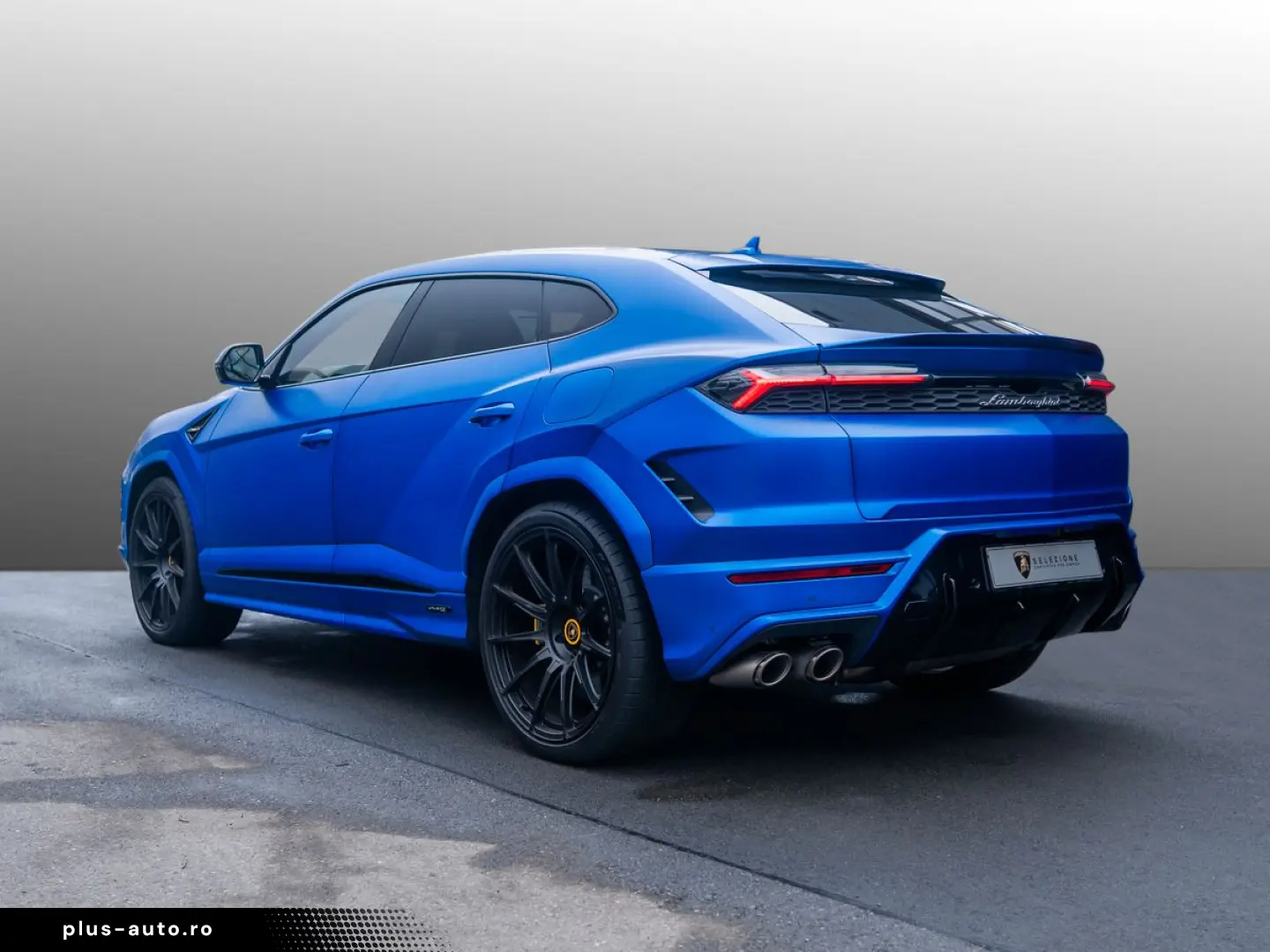 LAMBORGHINI Urus SE   AdPersonam Akra   Lamborghini Nürnberg