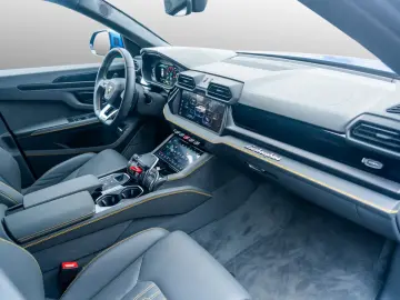 LAMBORGHINI Urus SE   AdPersonam Akra   Lamborghini Nürnberg