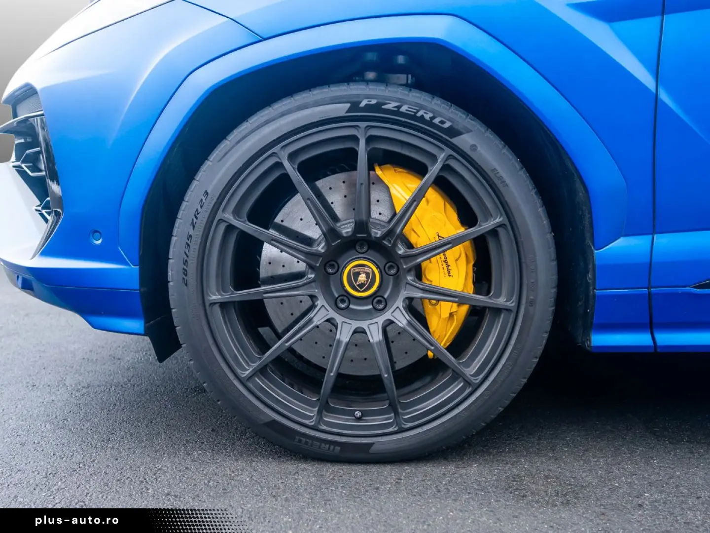 LAMBORGHINI Urus SE   AdPersonam Akra   Lamborghini Nürnberg