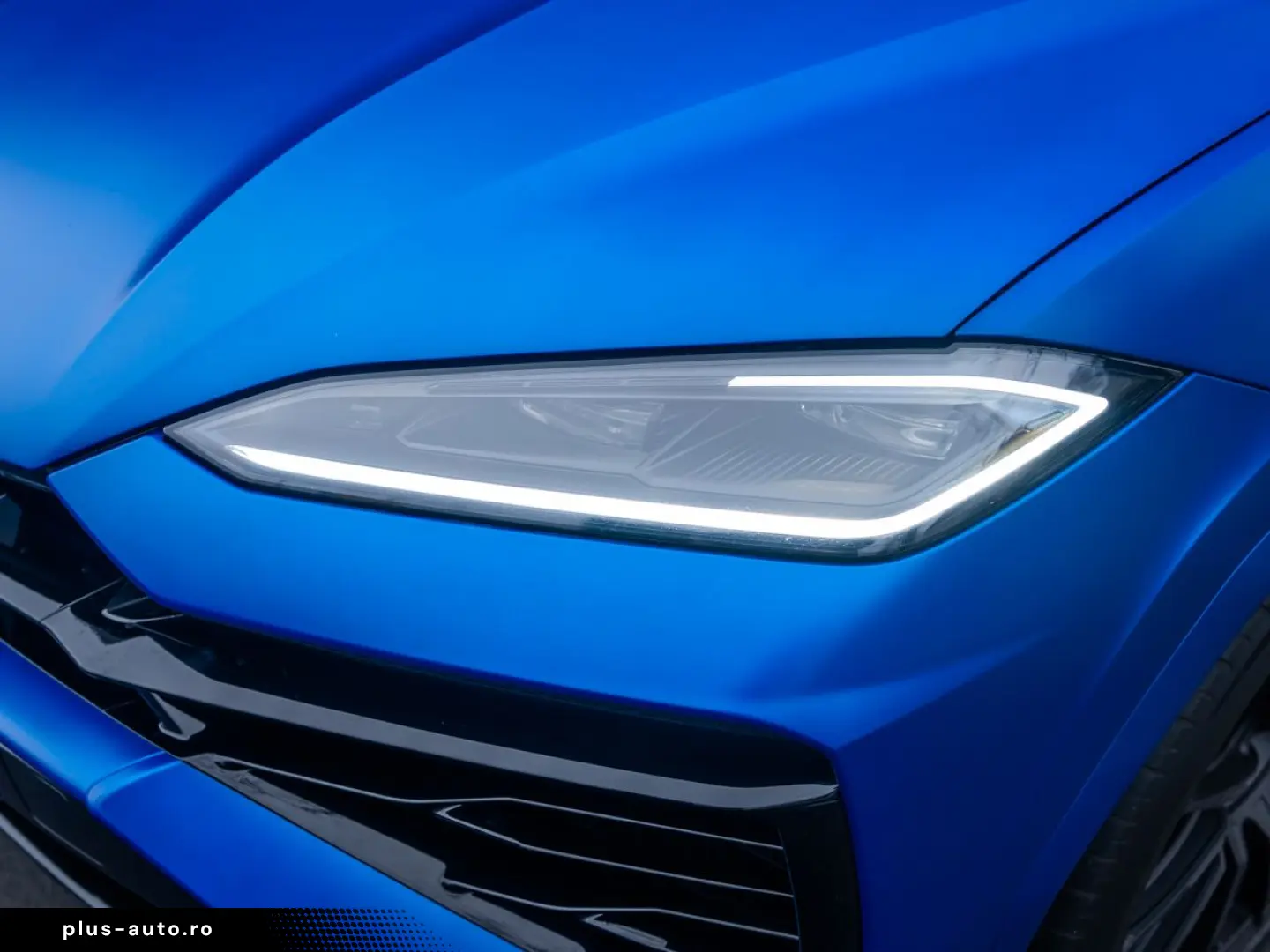 LAMBORGHINI Urus SE   AdPersonam Akra   Lamborghini Nürnberg