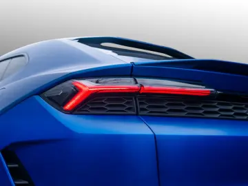 LAMBORGHINI Urus SE   AdPersonam Akra   Lamborghini Nürnberg